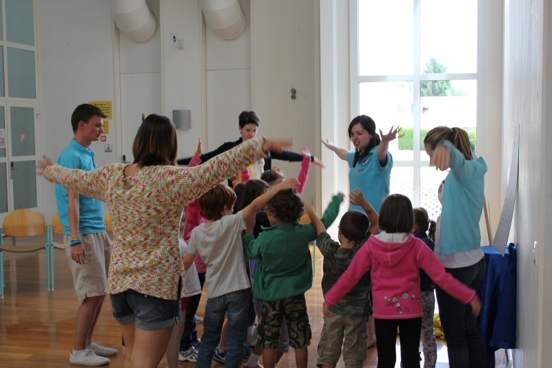 Village Camps International Summer Camp VDC Geneva 2016-08-12 https://www.villagecamps.com/journals_admin/images/328-7-Picture 044.jpg